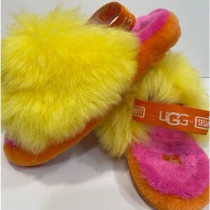 Sesame Street x UGG Womens Slippers Size 5